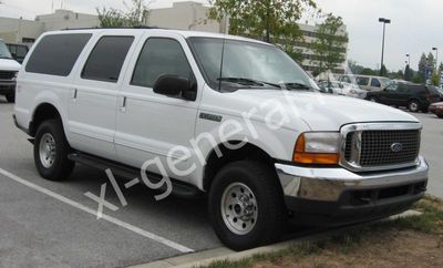 Лобовое стекло Ford Excursion